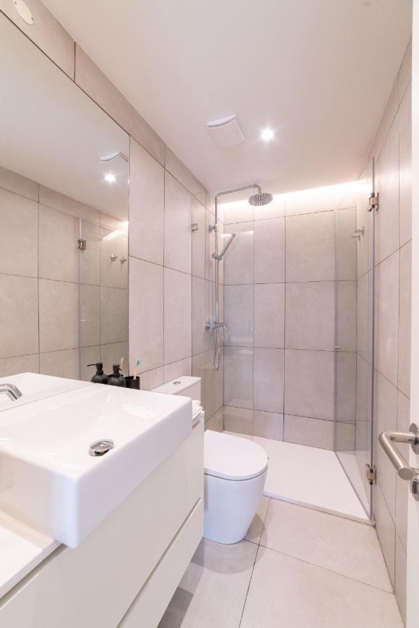 Lusiadas 53 2ºd - Beautiful Two-Bedroom Apartment Lisboa Екстериор снимка